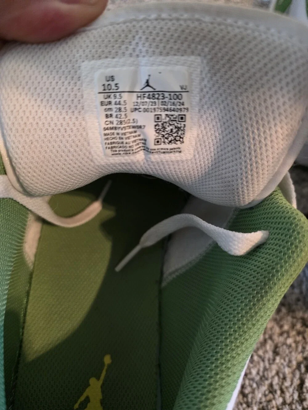 Jordan 1 Low SE 